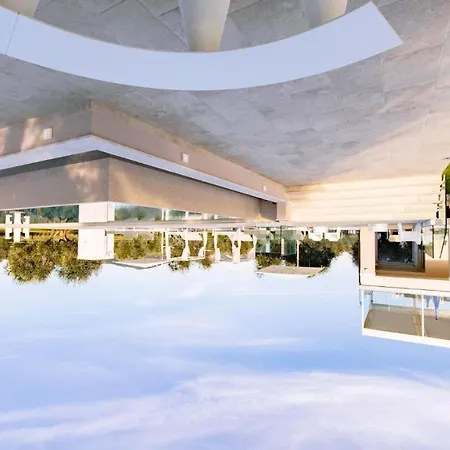 La Perla Tra Gli Ulivi 12, Emma