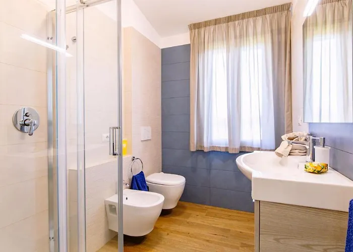 La Perla Tra Gli Ulivi 12, Emma ヴィラ