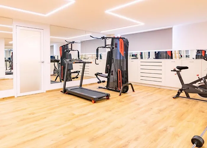 La Perla Tra Gli Ulivi 12, Emma *