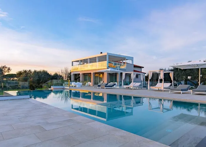 La Perla Tra Gli Ulivi 12, Emma