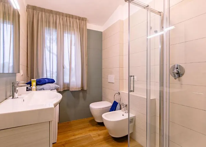 ヴィラ La Perla Tra Gli Ulivi 12, Emma